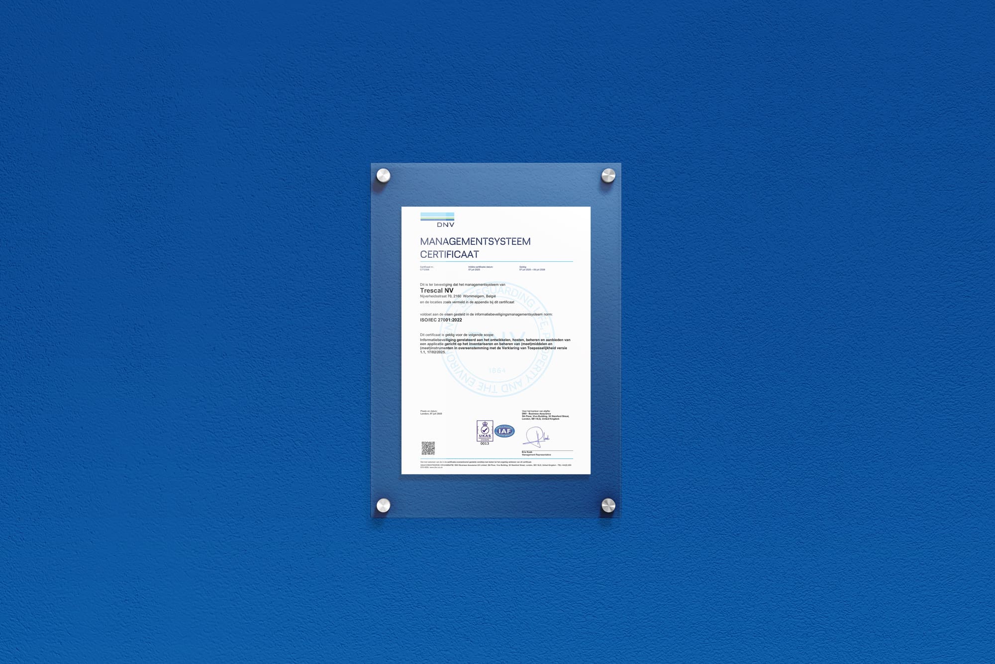 Glass_Poster_Holders_Mockup_website_2